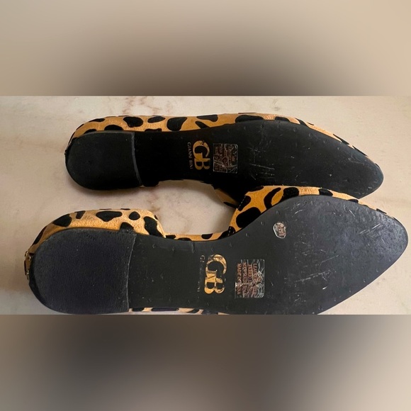 Gianni Bini Brown and Black Animal Print Flats Women’s size 9 Leather Upper - Picture 3 of 6